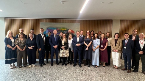 Irish minister meeting with EU team