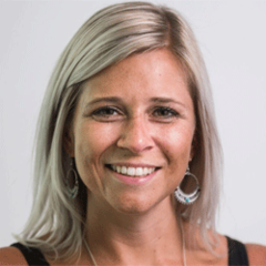 Dr Fiona  Charnley