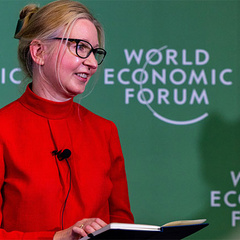 CISL CEO Lindsay Hooper addresses the World Economic Forum in the People’s Republic of China