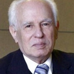 Professor  José  Goldemberg