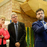 Dr Andy Wheeler demonstrating the AIA’s model to HRH The Prince of Wales, Clare Shine (CEO, CISL) and David Cardwell 