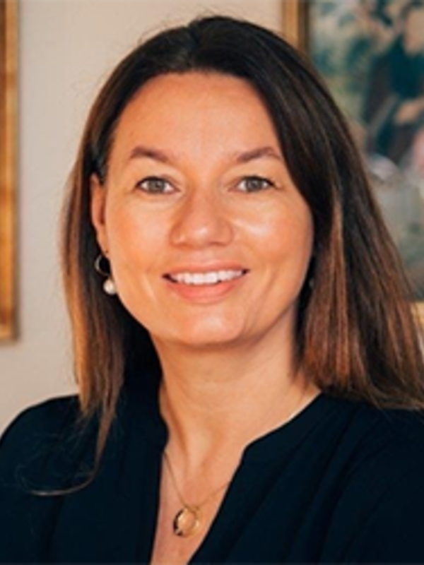  Anna  Lungley