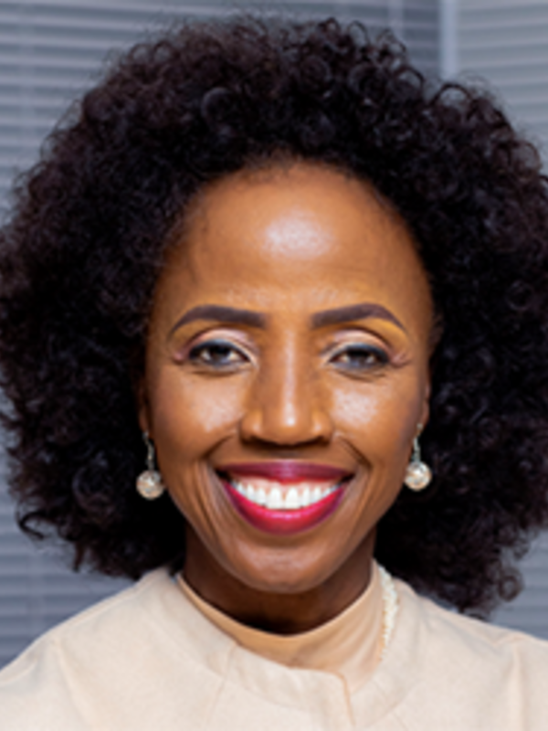  Khanyi Mlambo 