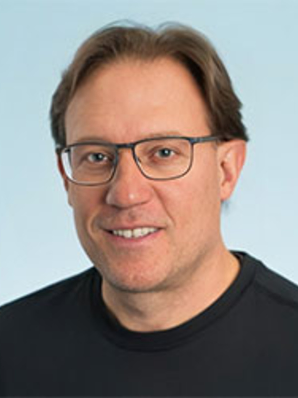  Malcolm  Gray