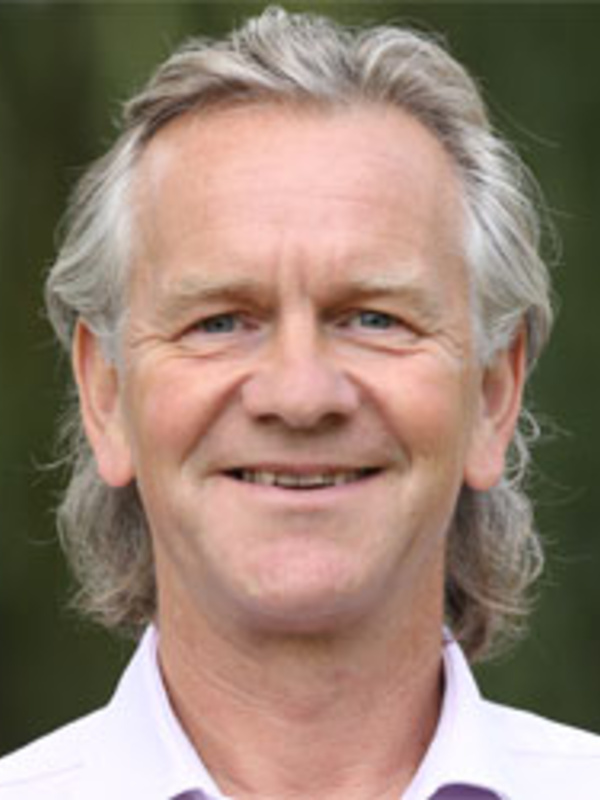 Dr Martin Porter
