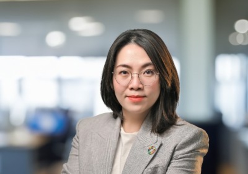 Melissa Yeoh portrait