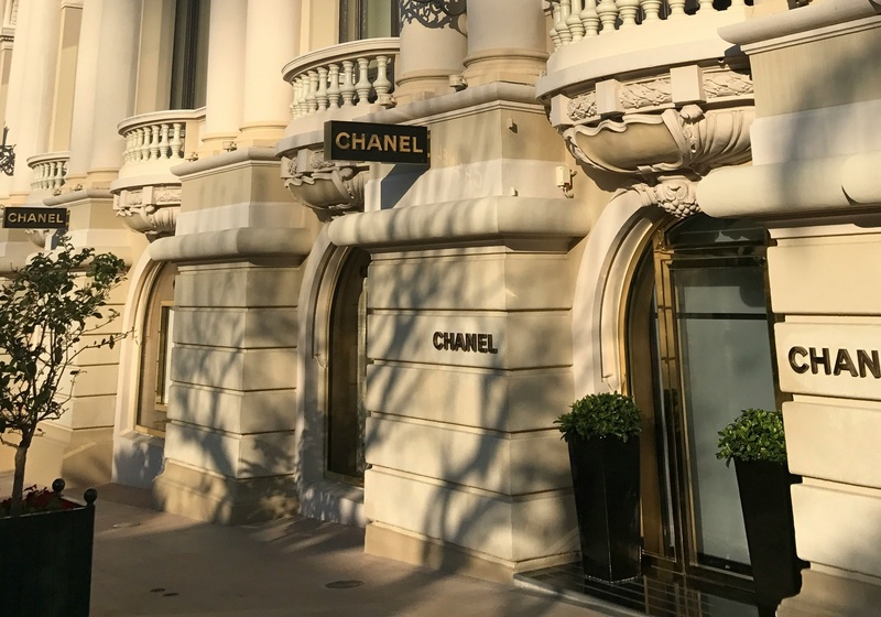 Chanel Officefront 